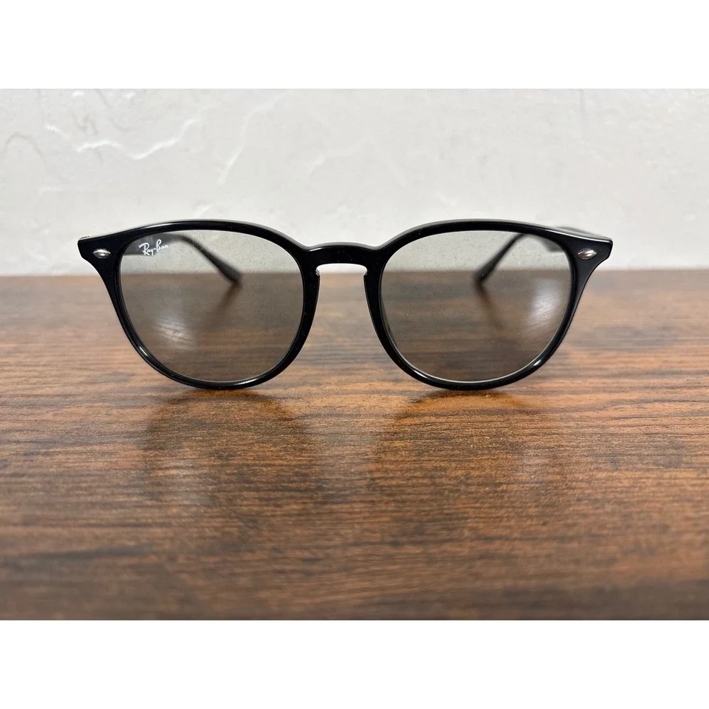 Ray-Ban RB4259-F Sunglasses Black Light Grey Lens 53mm Italy 601/87